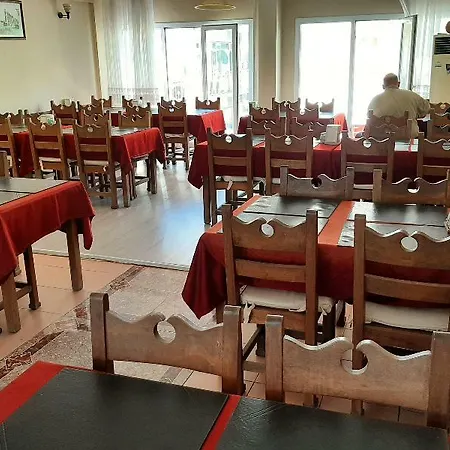 Wallabies Aquaduct セルチュク