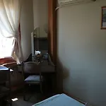 Wallabies Aquaduct Hotel 2*