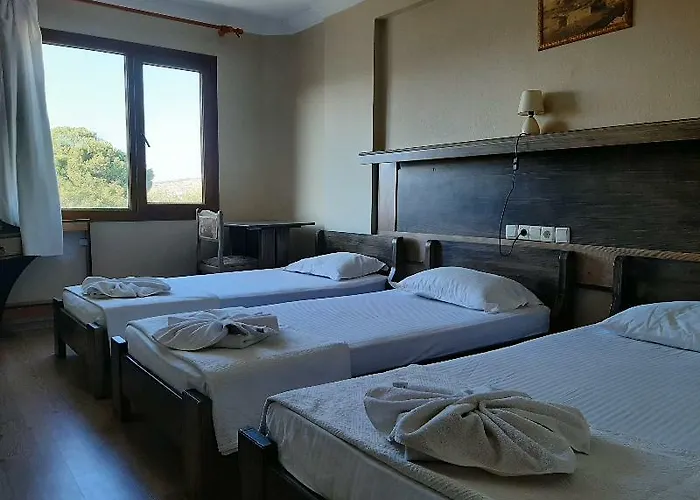 Wallabies Aquaduct Hotel 2*