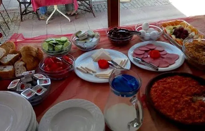 Wallabies Aquaduct Selcuk