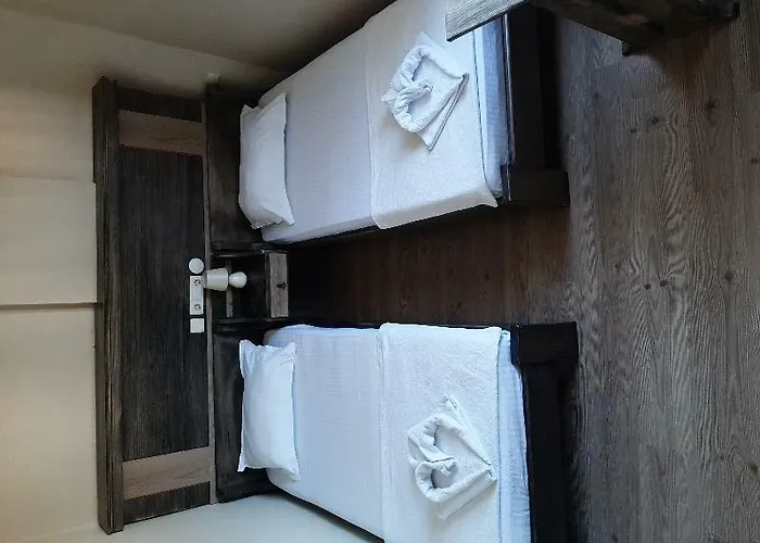 Wallabies Aquaduct 셀주크